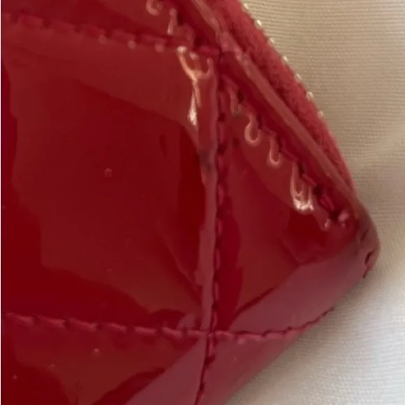 Authentic Chanel zippy wallet - Picture 8 of 13